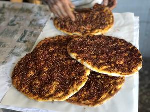 Biberli ekmek tarifi: Biberli ekmek nasıl yapılır?