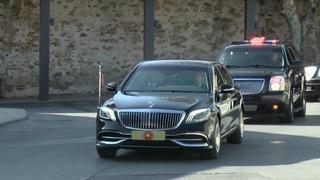 Cumhurbaşkanı Erdoğan'a doğum günü sürprizi! Evinden çıkarken gördü, aracını durdurdu