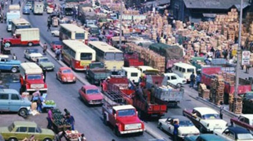 Bir zamanlar &Ccedil;arşı Pazar İstanbul