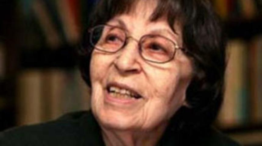 Ecevit: "O d&uuml;şmanım, hapse girse &uuml;z&uuml;lmem"