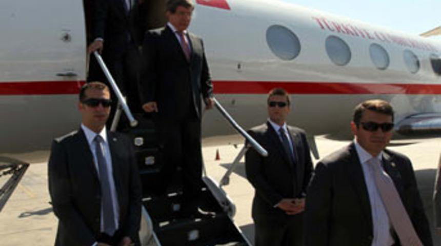 Davutoğlu kritik g&ouml;r&uuml;şmeyi anlattı