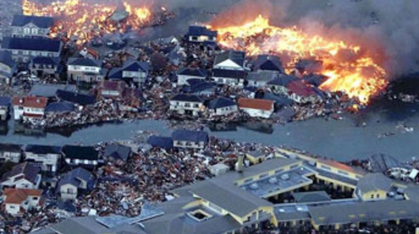 Japonya'da 8.9 b&uuml;y&uuml;kl&uuml;ğ&uuml;nde deprem