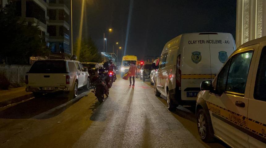 Bursa'da korkunç olay! Eski eşini sitenin bahçesinde katledip aynı silahla intihar etti