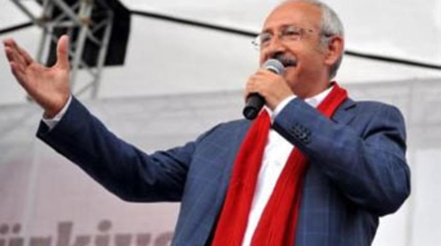Kılı&ccedil;daroğlu İzmir'de konuştu