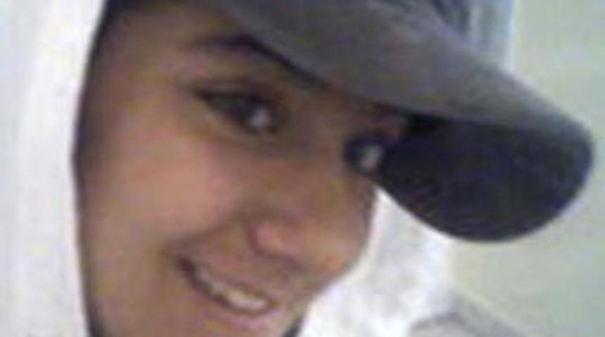 Odaya kilitlenen kızdan ölümüne kaçış