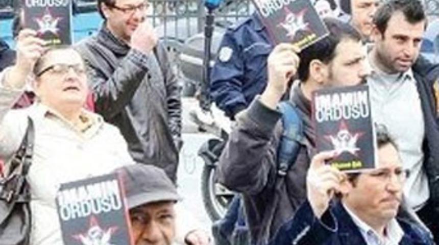 'İmamın Ordusu'yla yürüdüler