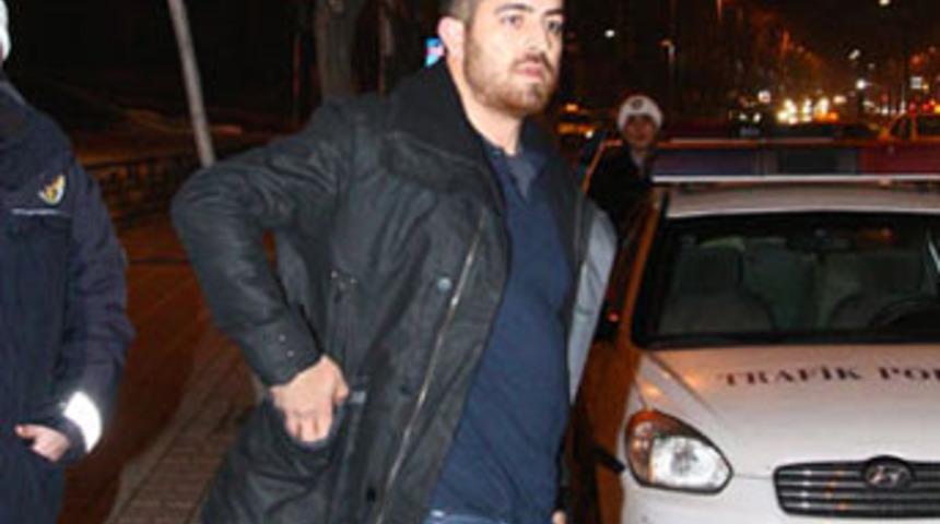 Defne Joy Foster'in kocasına şok