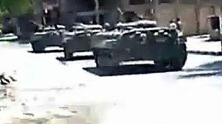 Suriye ordusu T&uuml;rkiye sınırında