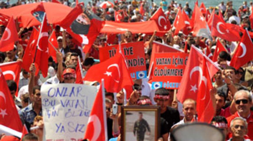 Hain saldırıya tepki olarak T&uuml;rkiye ayaklandı