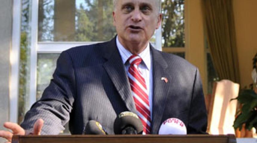 ABD B&uuml;y&uuml;kel&ccedil;isi'nden b&uuml;y&uuml;k gaf