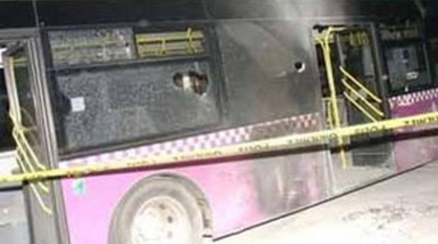 Belediye otob&uuml;se molotoflu saldırı