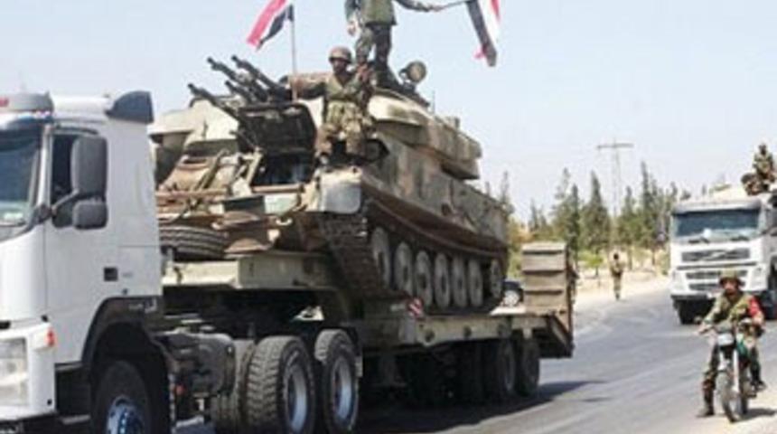 Hama&rsquo;da durdu Humus&rsquo;ta vurdu