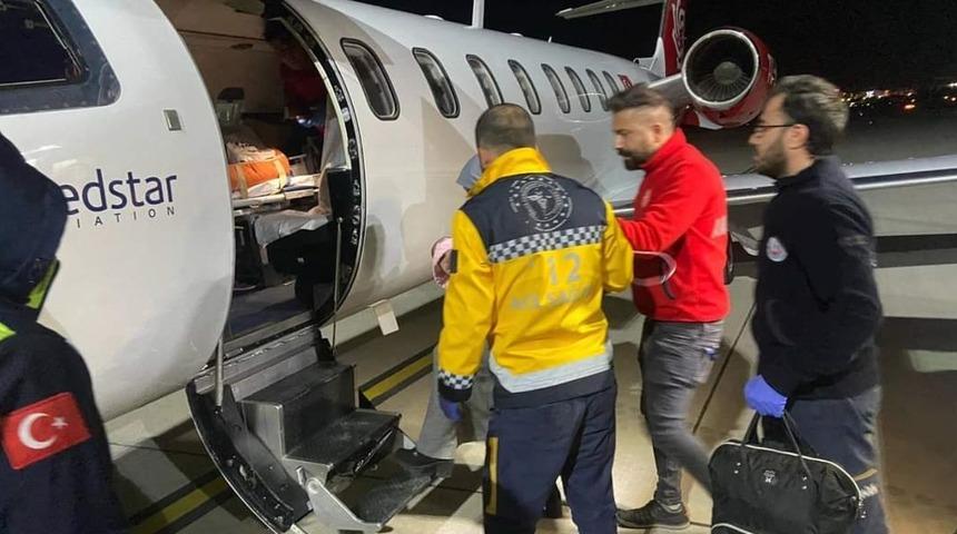 Siirt'te kalp rahatsızlığı olan bebek ambulans uçakla Konya'ya sevk edildi
