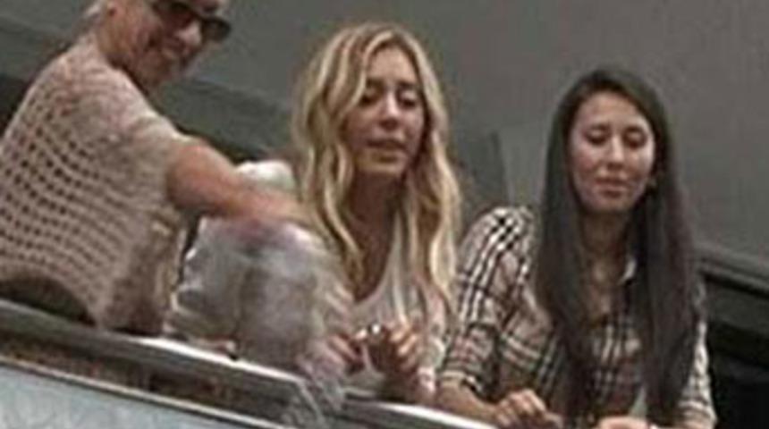 Sinem Arda'yı böyle uğurladı