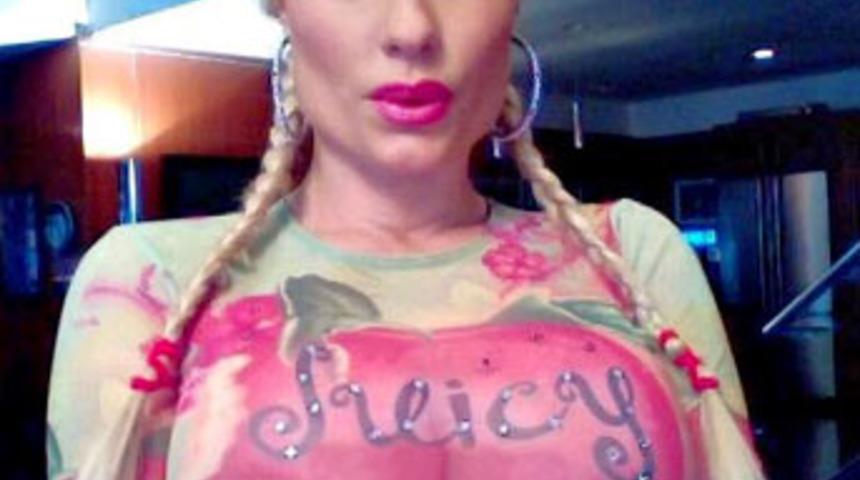 Takipçilerine özel pozlar