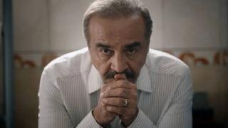 İnci Taneleri'nin Azem'i Yılmaz Erdoğan'ın pavyonda çekilen videosu gündem oldu! Sanatçıyla şarkı söyledi