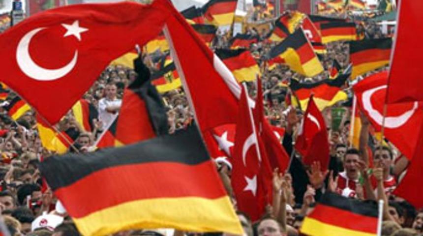 T&uuml;rkler Almanlara &lsquo;&ccedil;&uuml;ş&rsquo; demeyi &ouml;ğretti