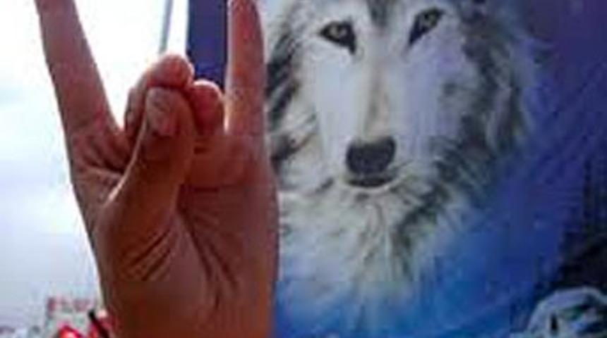 Orada kan d&ouml;k&uuml;l&uuml;rse barajı ge&ccedil;eriz