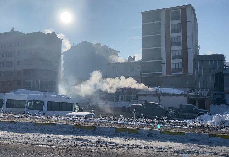 Türkiye’nin en soğuk noktası oldu! Arabalar bile buz tuttu gelen görüntüler şaşırttı… G2