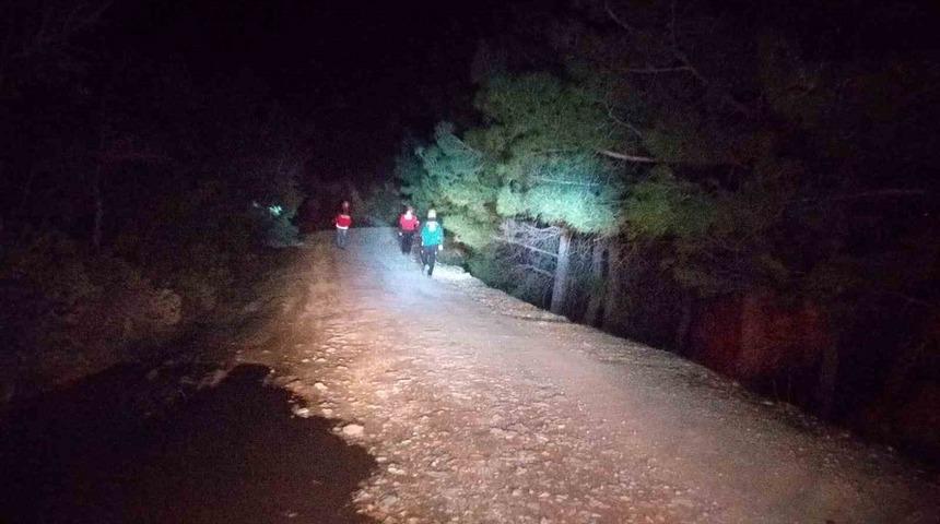 &Ccedil;antası ve kulaklığı bulunan posta &ccedil;alışanından 2 g&uuml;nd&uuml;r haber alınamıyor