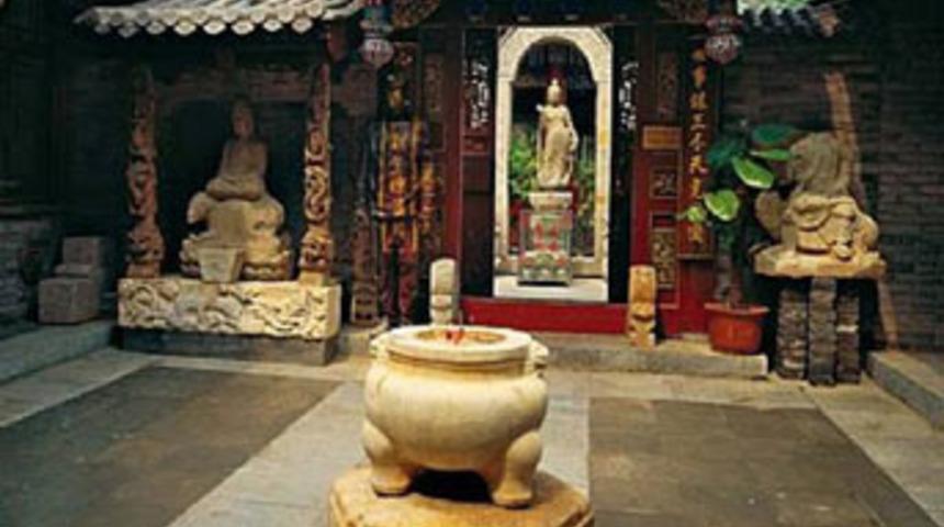 Bu fotoğrafta adam nerede?