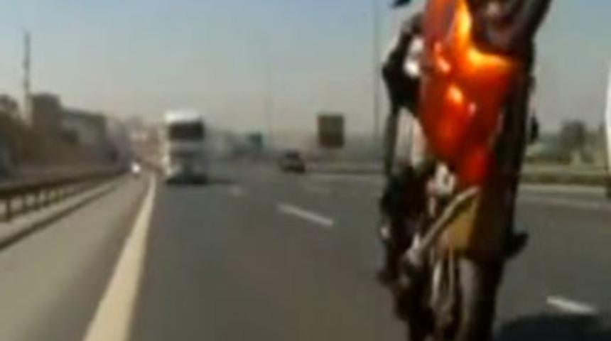 Seyrantepe'de &ouml;l&uuml;mle dans!