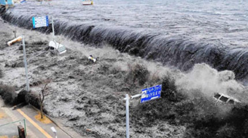 'Depremden beş dakika sonra kar başladı'