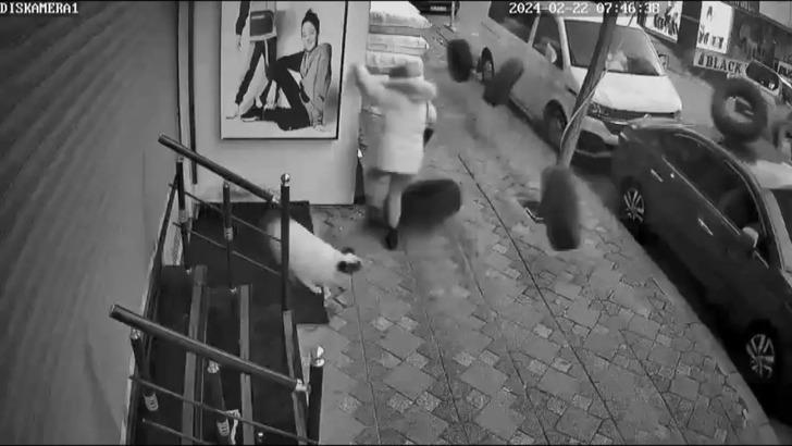 İstanbul'da dehşet! Havadan lastik yağdı, ölümden son anda kurtuldu G1