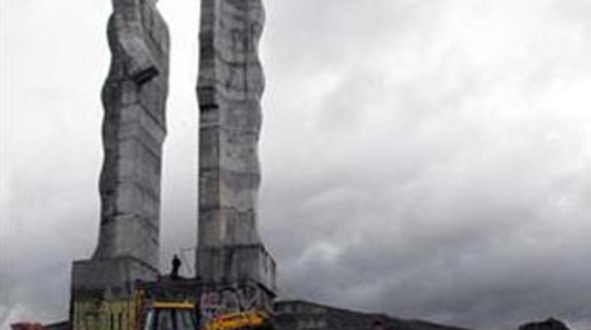 &lsquo;Ucube&rsquo; temizliği