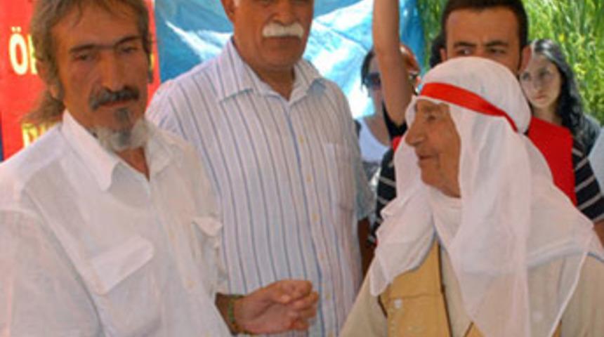 Kemikler bulundu, a&ccedil;lık grevi bitti