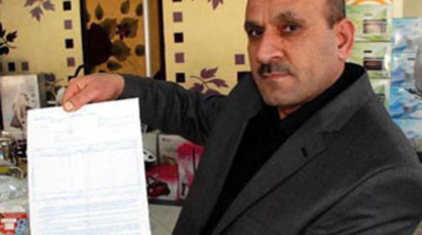 Ne arabası ne de ehliyeti ama...