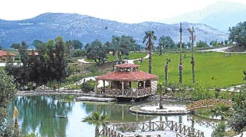 &Ccedil;iller &ccedil;iftliğinde bandrols&uuml;z şarap