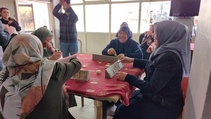 Osmanlı'dan kalan gelenek! Yılda 1 gün gerçekleşiyor: Kadınlar kahvede, erkekler evde... 'Geleneğini anneannemden öğrendim' G4