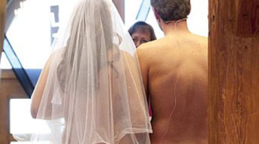 Saklayacak hiçbir şeyleri yok!