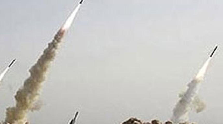 T&uuml;rkiye sınırı yakınında tatbikat