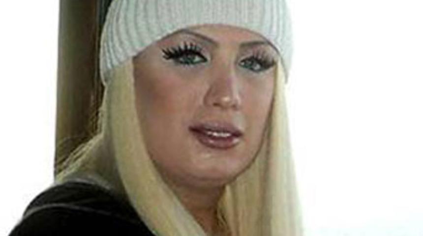 AK Parti'de s&uuml;rpriz transseks&uuml;el aday adayı