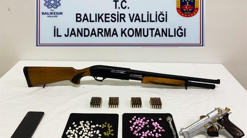 Jandarma’dan uyuşturucu operasyonu