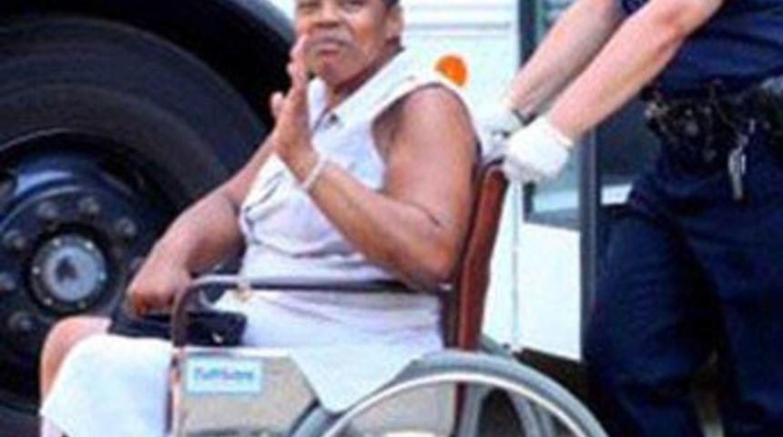 Sigara i&ccedil;ti kalp naklini kaybetti