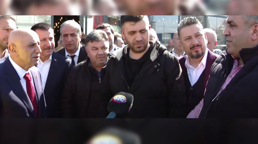 Turgut Altınok gündem olan iddiayı yalanladı! Seçmenin Mansur Yavaş'ı örnek göstererek sorduğu soruya bakın ne cevap verdi