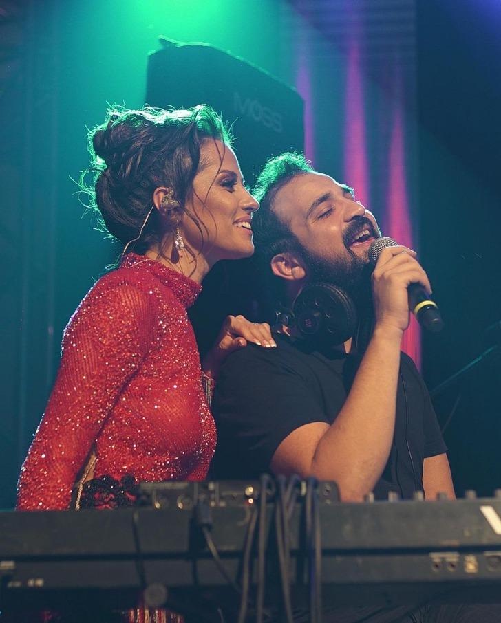 Ünlü şarkıcı Derya Uluğ'un tacizci kabusu! Mehdi olduğunu iddia etti, evinin önüne gitti "Sevgilinden ayrıl, evlenelim" G2