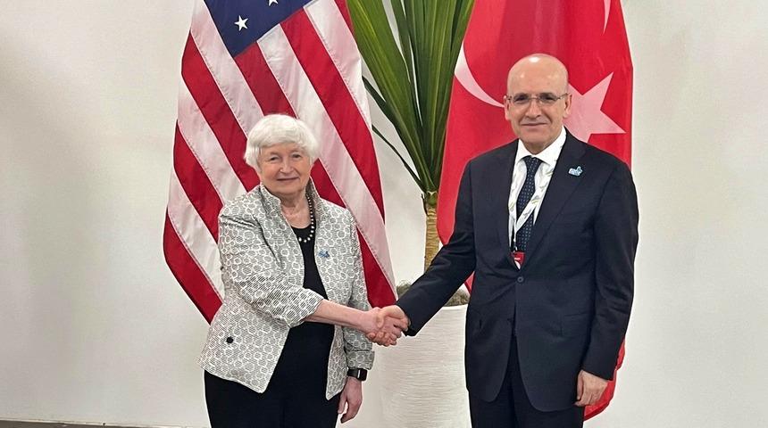 G20 zirvesinde dikkat çeken buluşma! Mehmet Şimşek, ABD Hazine Bakanı Janet Yellen ile görüştü: O anlar fotoğraf karesine böyle yansıdı