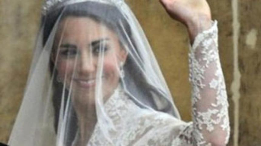 Düşese çakma taç