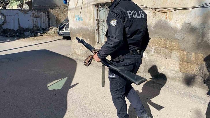 Adıyaman'da akıllara durgunluk veren dehşet! Görme engelli babası ile 12 yaşındaki oğlunu damdan attı G3