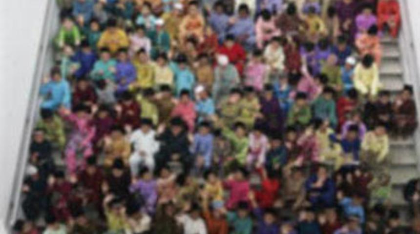 Efemine öğrenciler 'erkekleşme kampına!