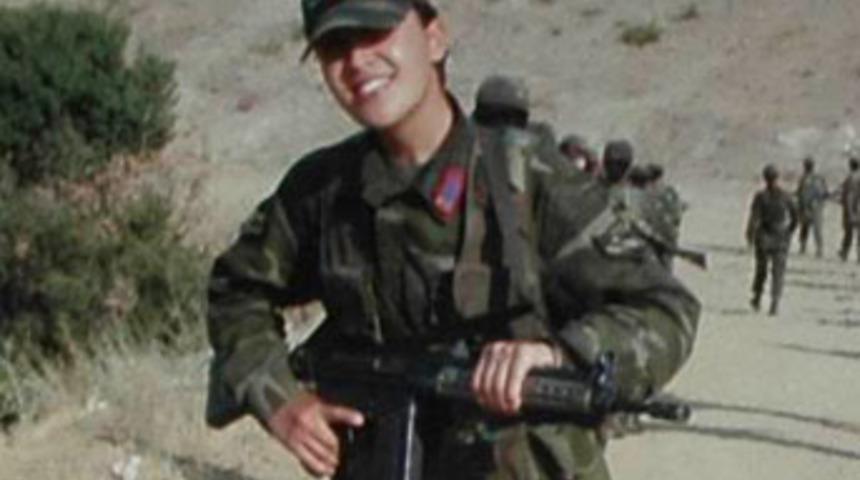 Tunceli'de kadın asker şehit oldu