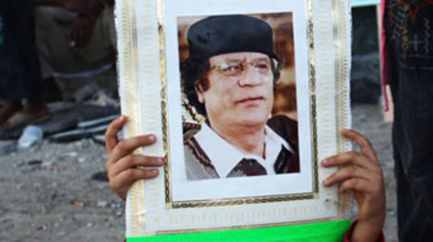 Kaddafi 29 ton altın sattı