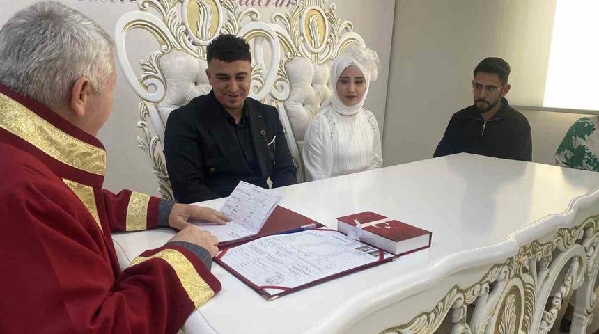 Şans eseri se&ccedil;tiler, sonradan fark ettiler! '4 yılın bedeli ağır olur tabii'