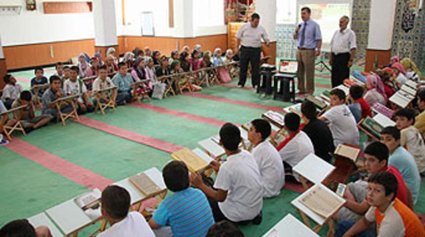 Kuran kursuna 'külot' bağışladılar!