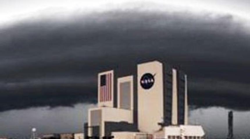 NASA'da fırtına paniği