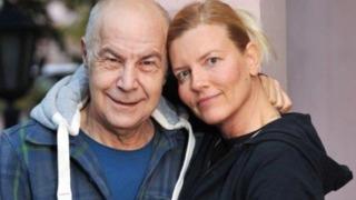 Mazhar Alanson'un eşi Biricik Suden spor salonundan paylaştı! 'Bacaklar büyüsün'